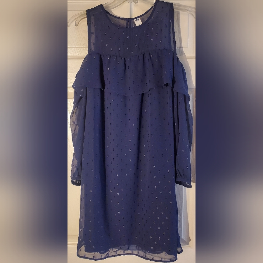 Old Navy Small Peekaboo Shoulder Dress